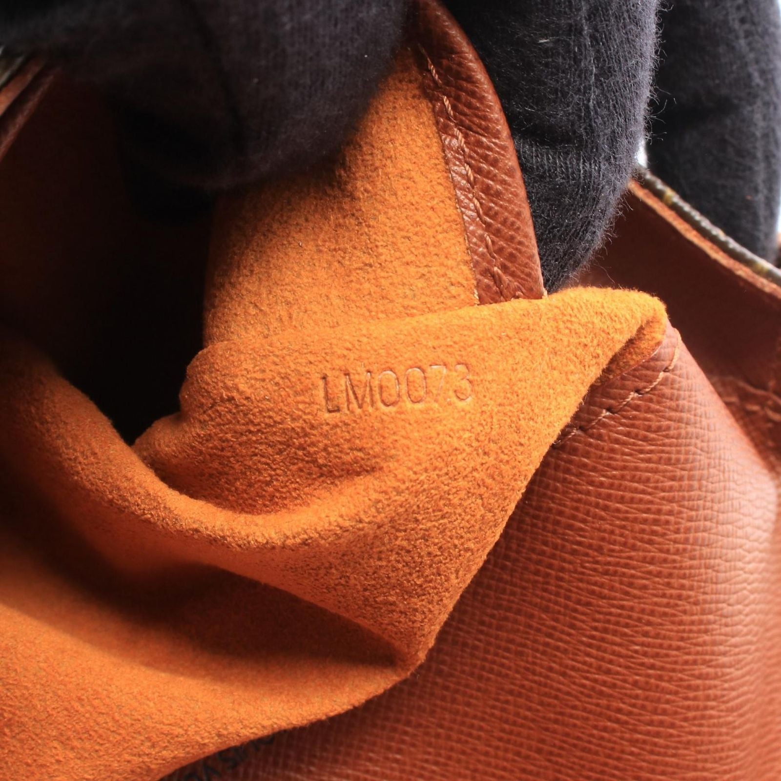 Louis Vuitton Shoulder Bag Musette Salsa Long Strap Leather — view 5