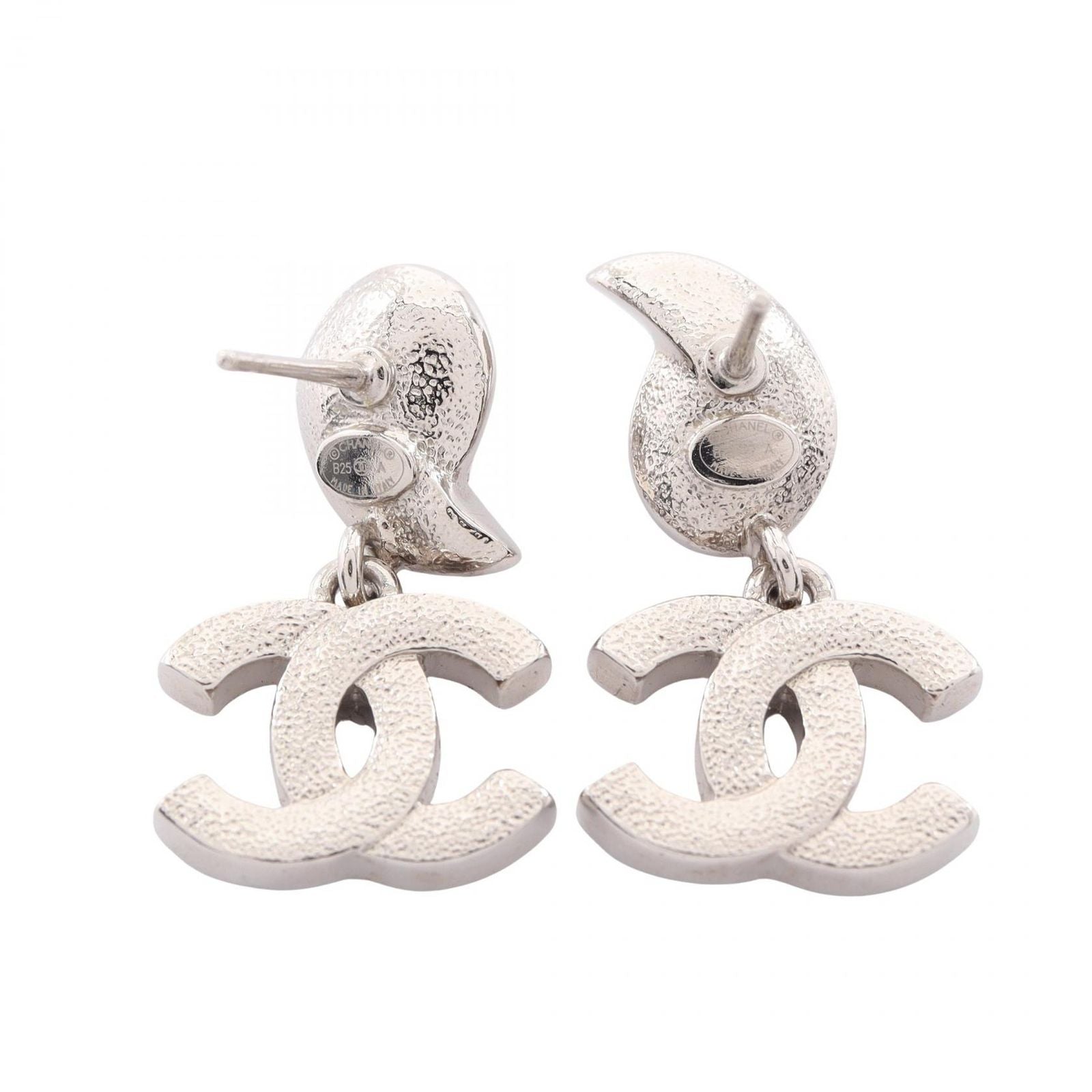 Chanel Earrings CC Logo Silver — view 2