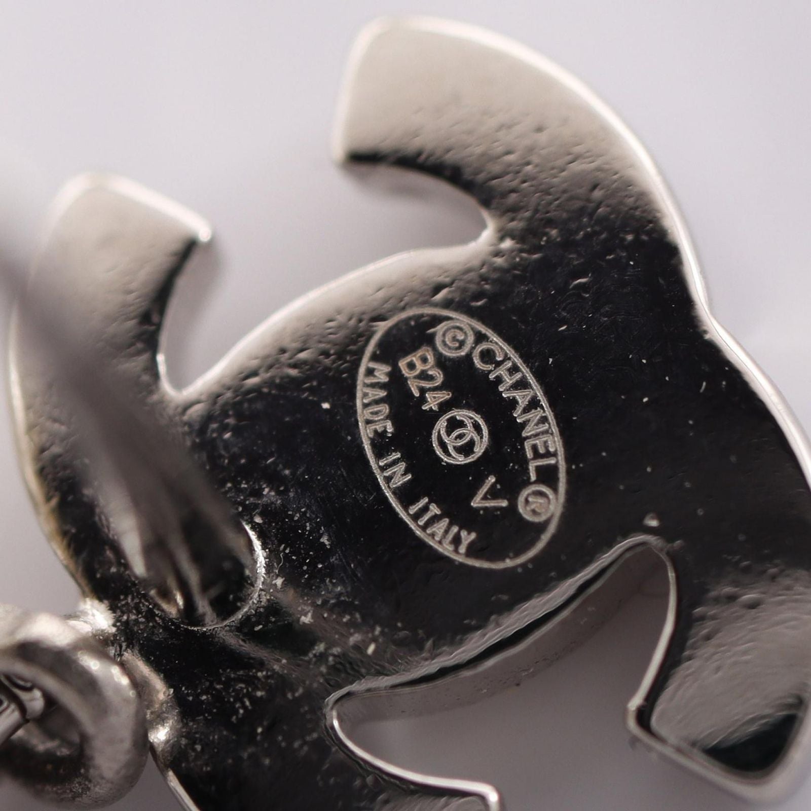 Chanel Earrings CC Logo Swing — view 3