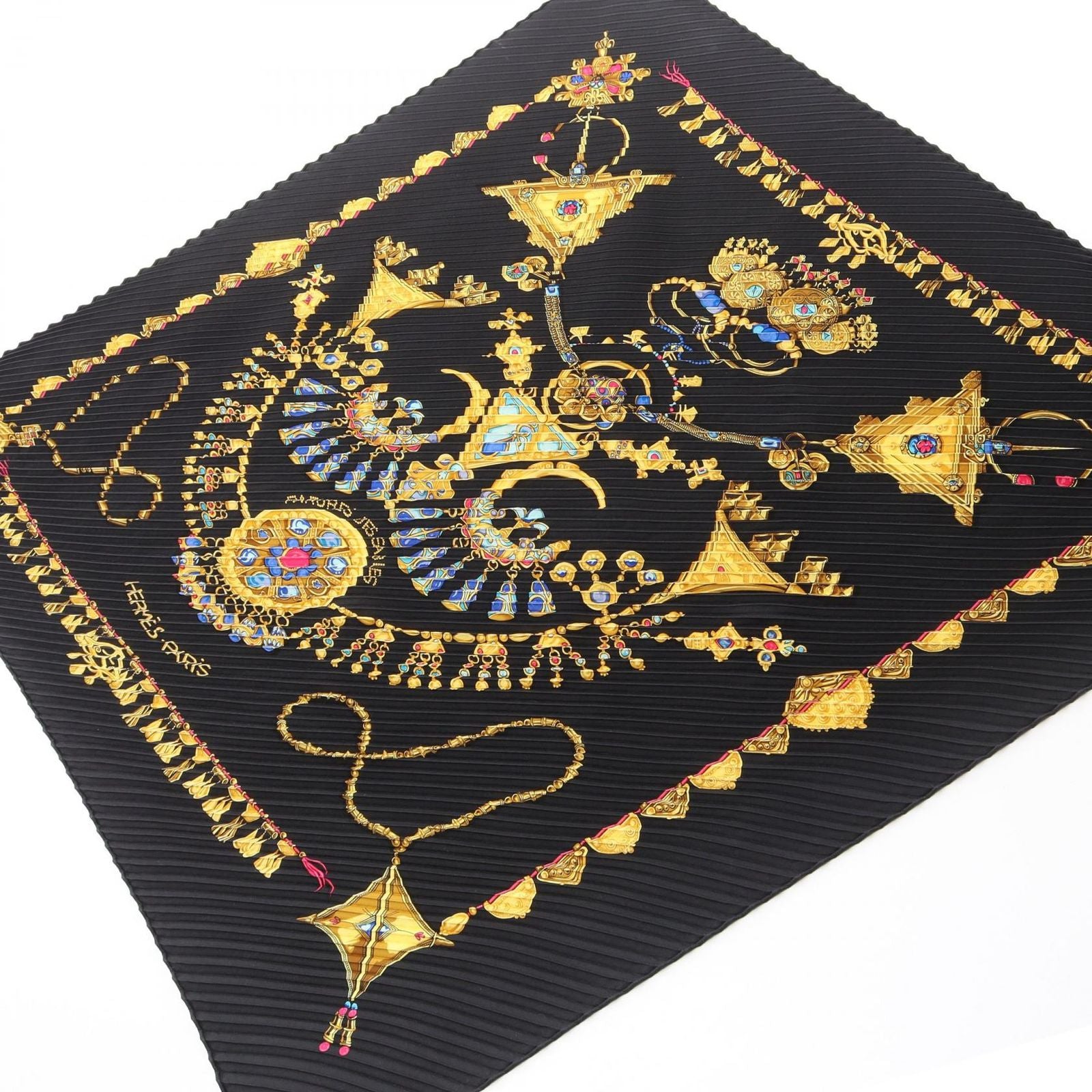 Hermes Scarf Carre Plisse Parures Des Sables Silk