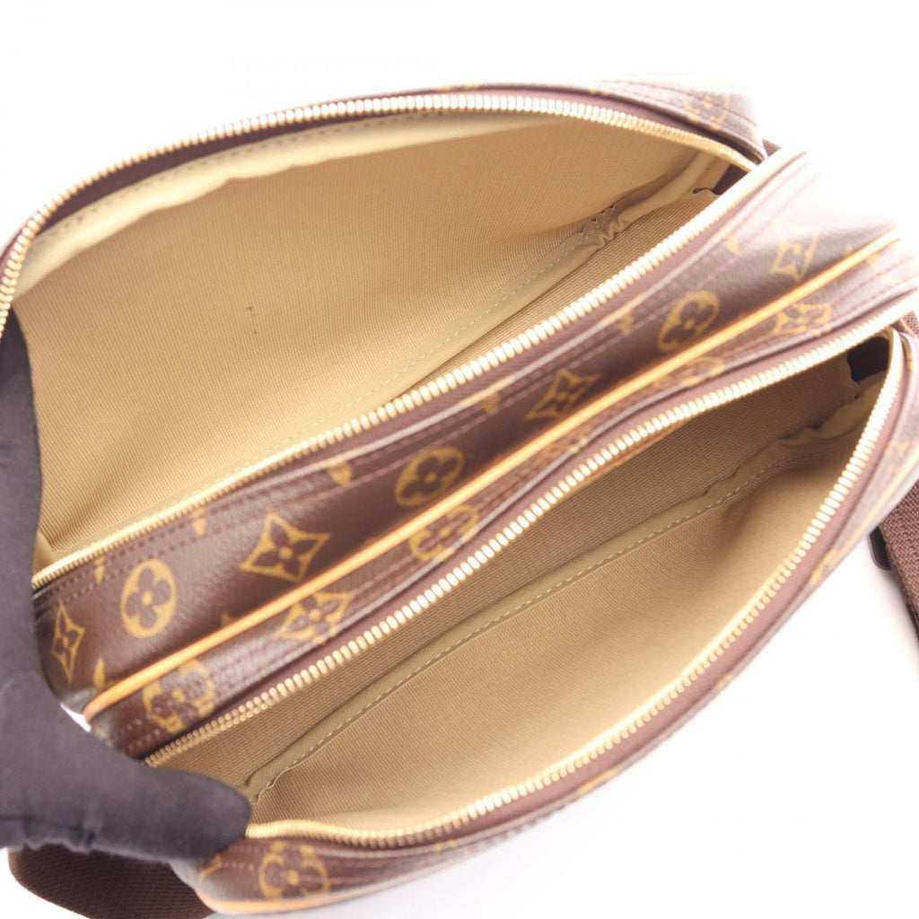 Louis Vuitton Shoulder Bag Reporter PM Leather — view 3