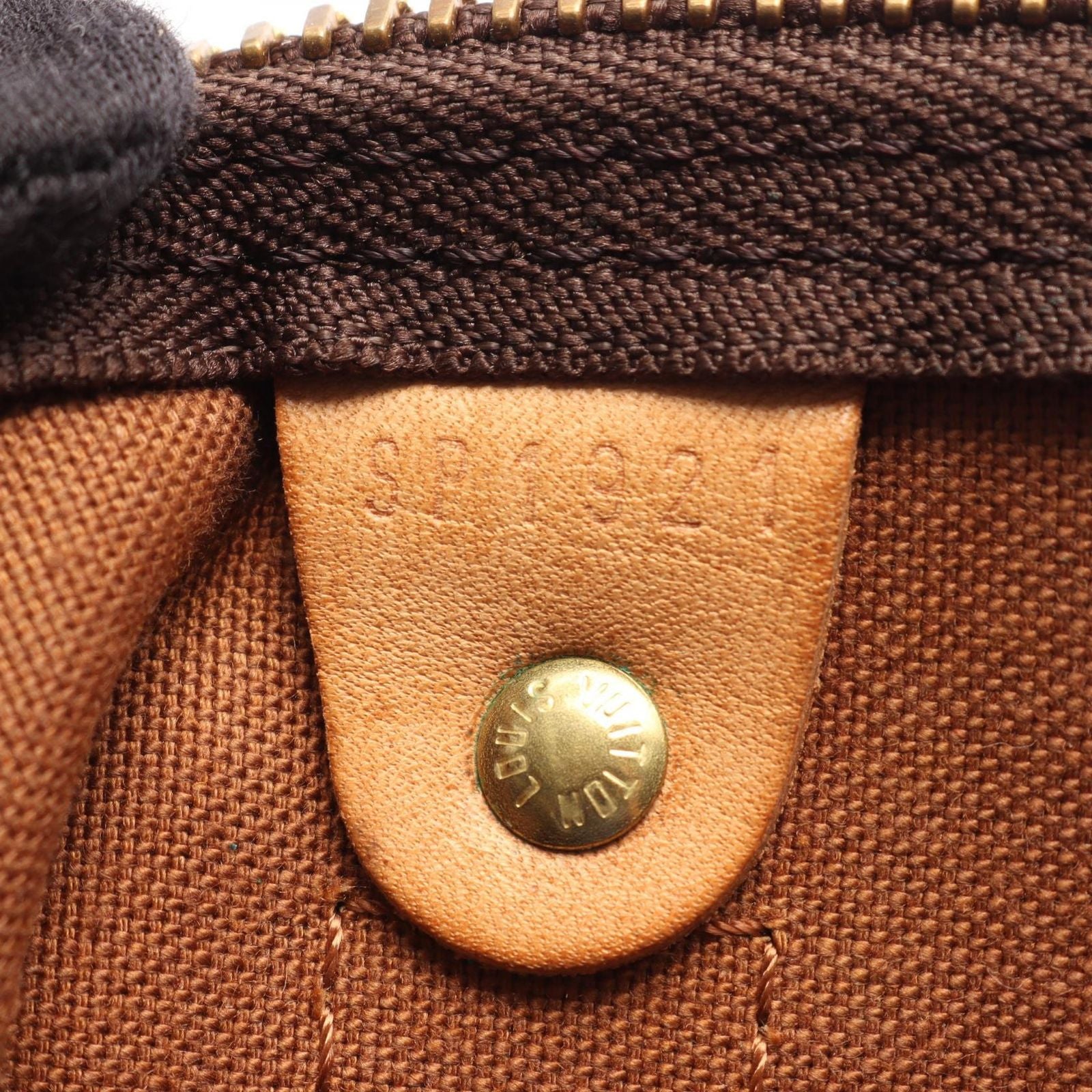 Louis Vuitton Boston Bag Keepall 50 Leather — view 5