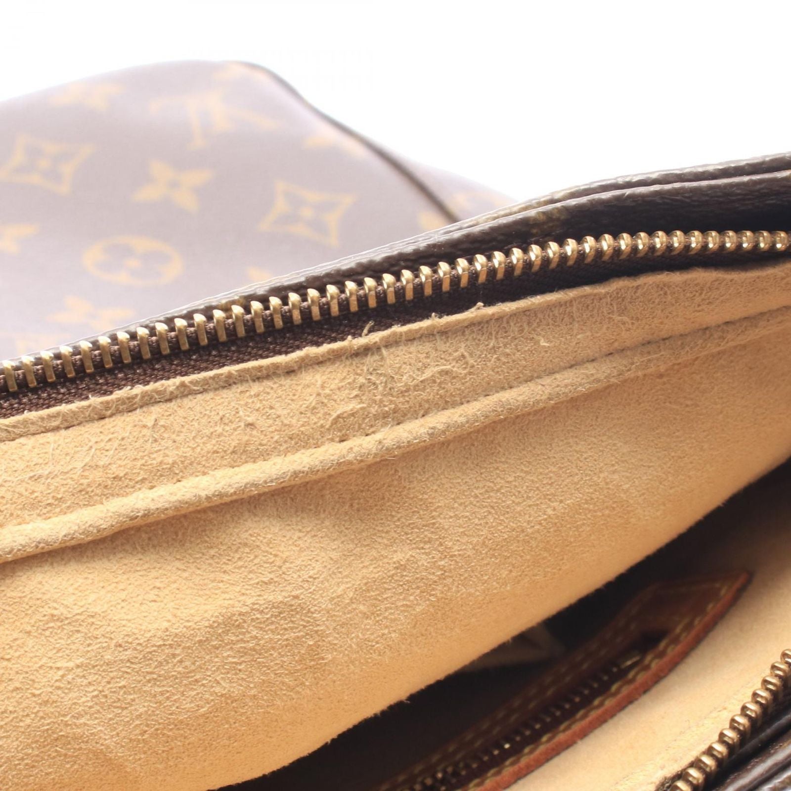 Louis Vuitton Shoulder Bag Looping GM Monogram Leather — view 8