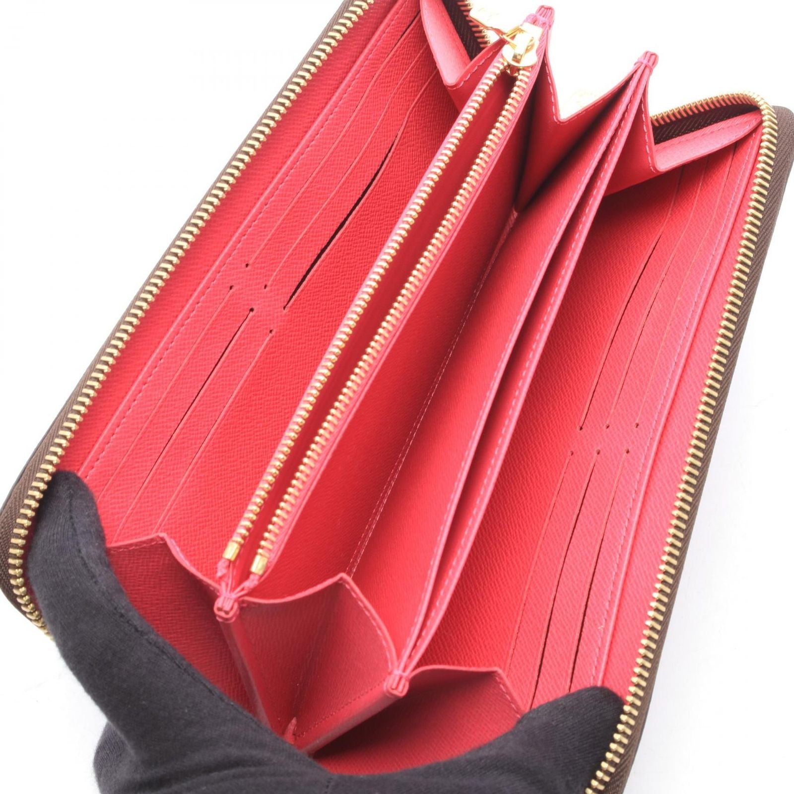 Louis Vuitton Round Wallet Zippy LV Street Fuchsia — view 3