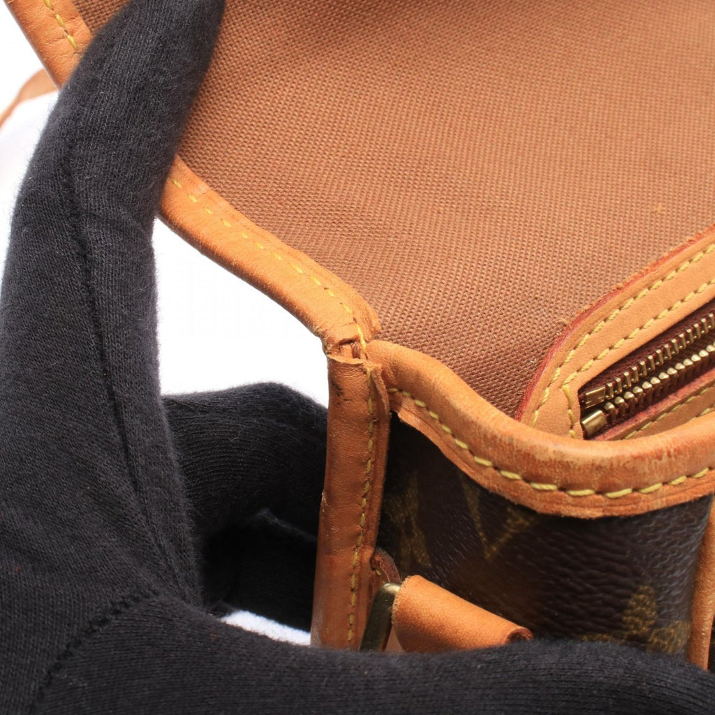 Louis Vuitton Shoulder Bag Solonge Monogram Leather — view 7
