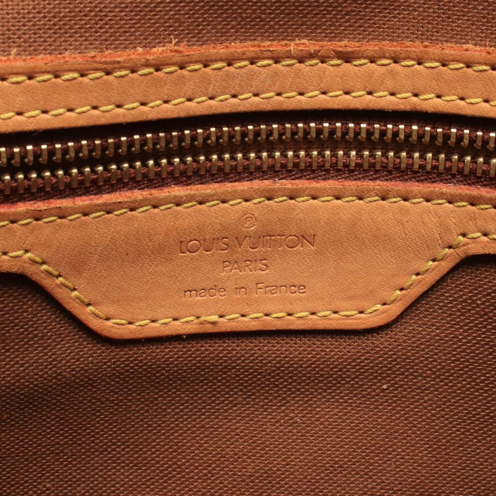 Louis Vuitton Shoulder Bag Solonge Monogram Leather — view 4