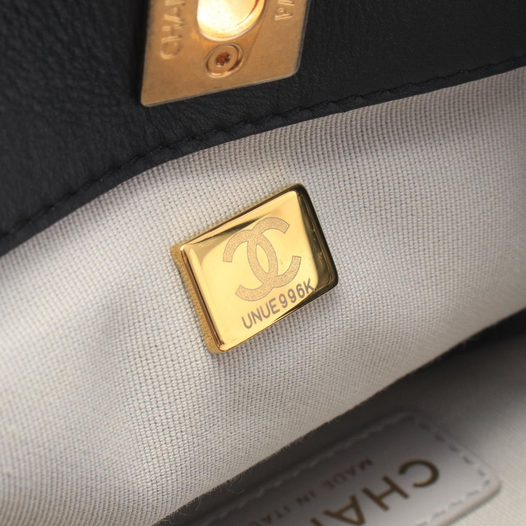 Chanel Shoulder Bag CC Logo Black Gray Fabric Leather — view 5