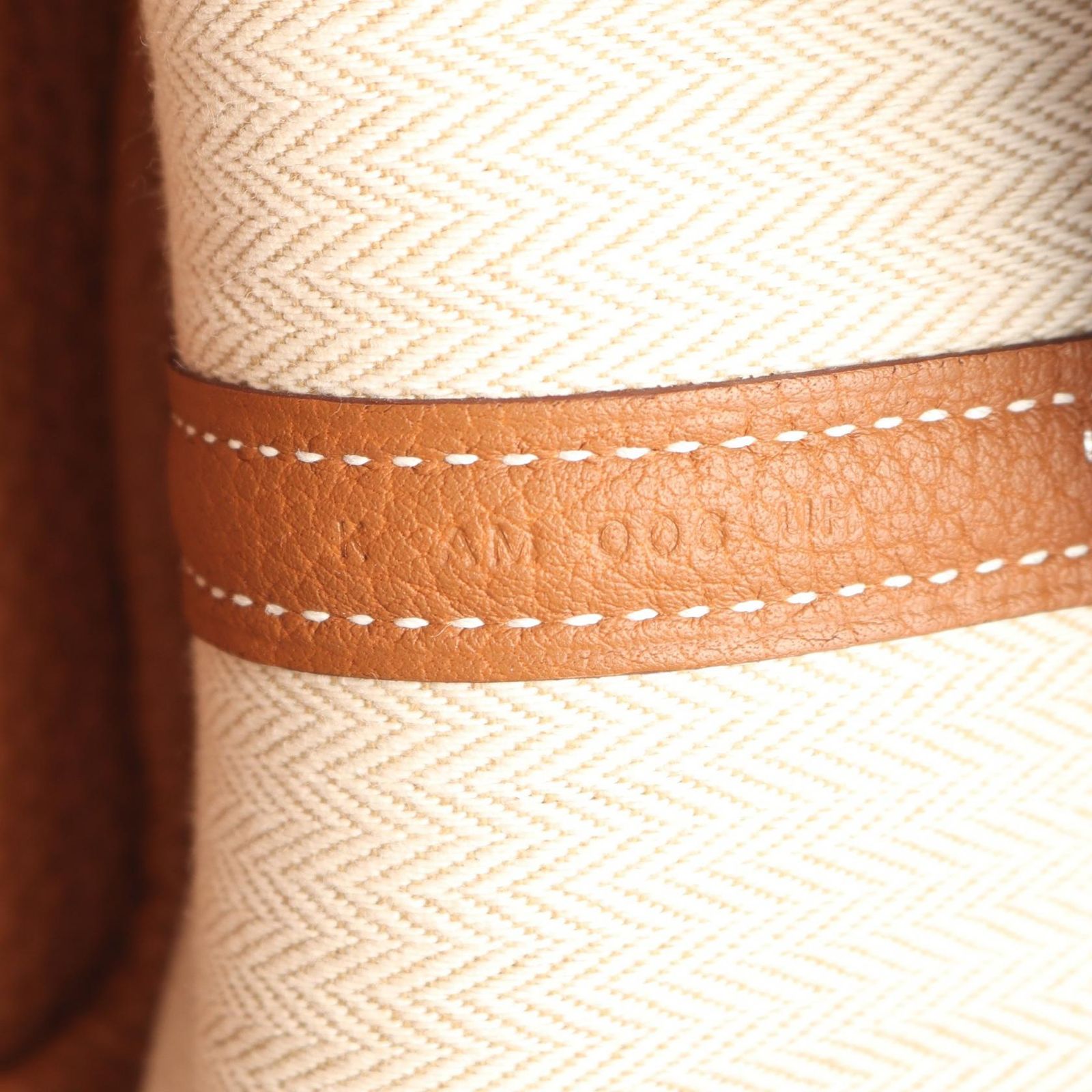 Hermes Handbag Neo Gold — view 5