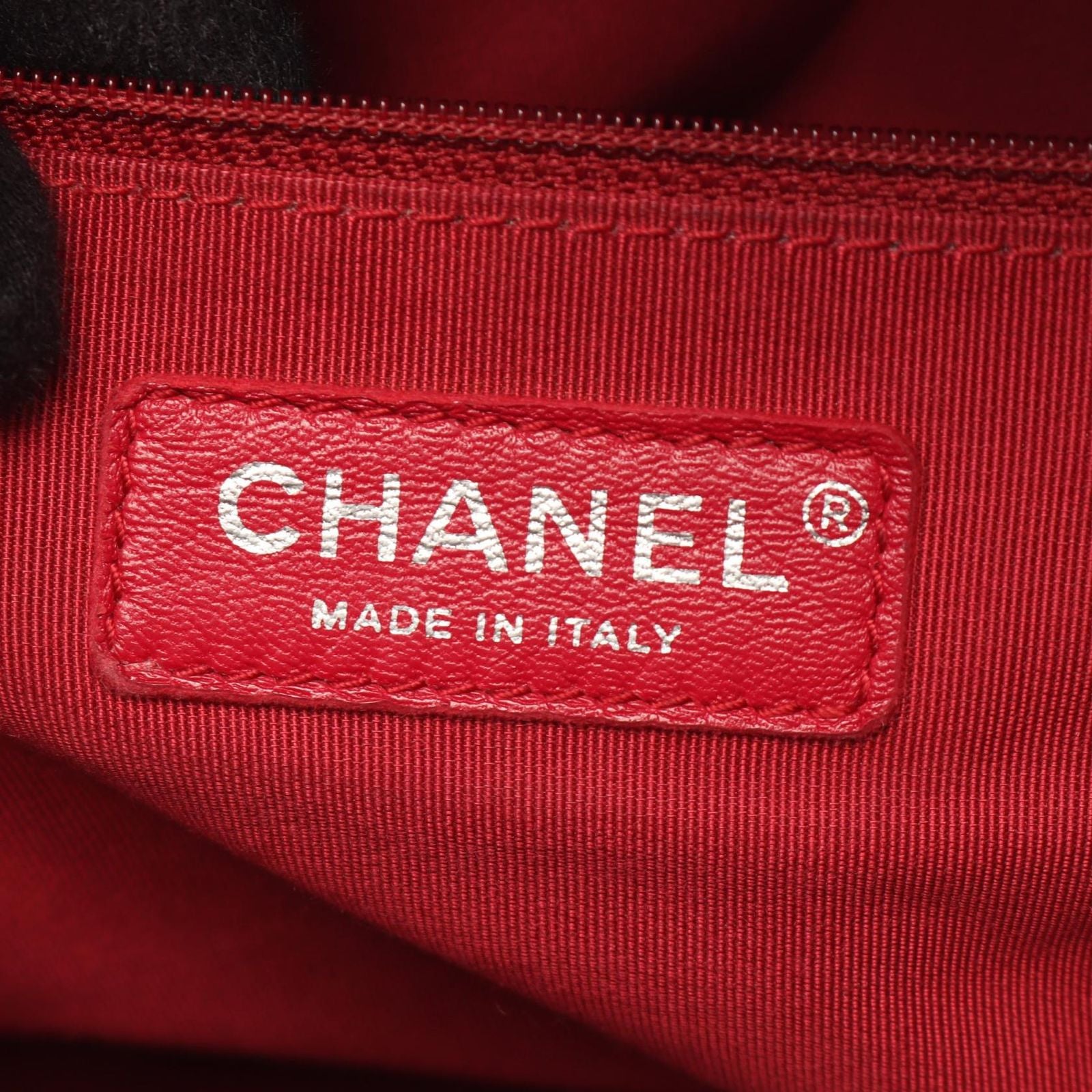 Chanel Handbag Gabrielle 2-Way Black Leather Tote — view 4