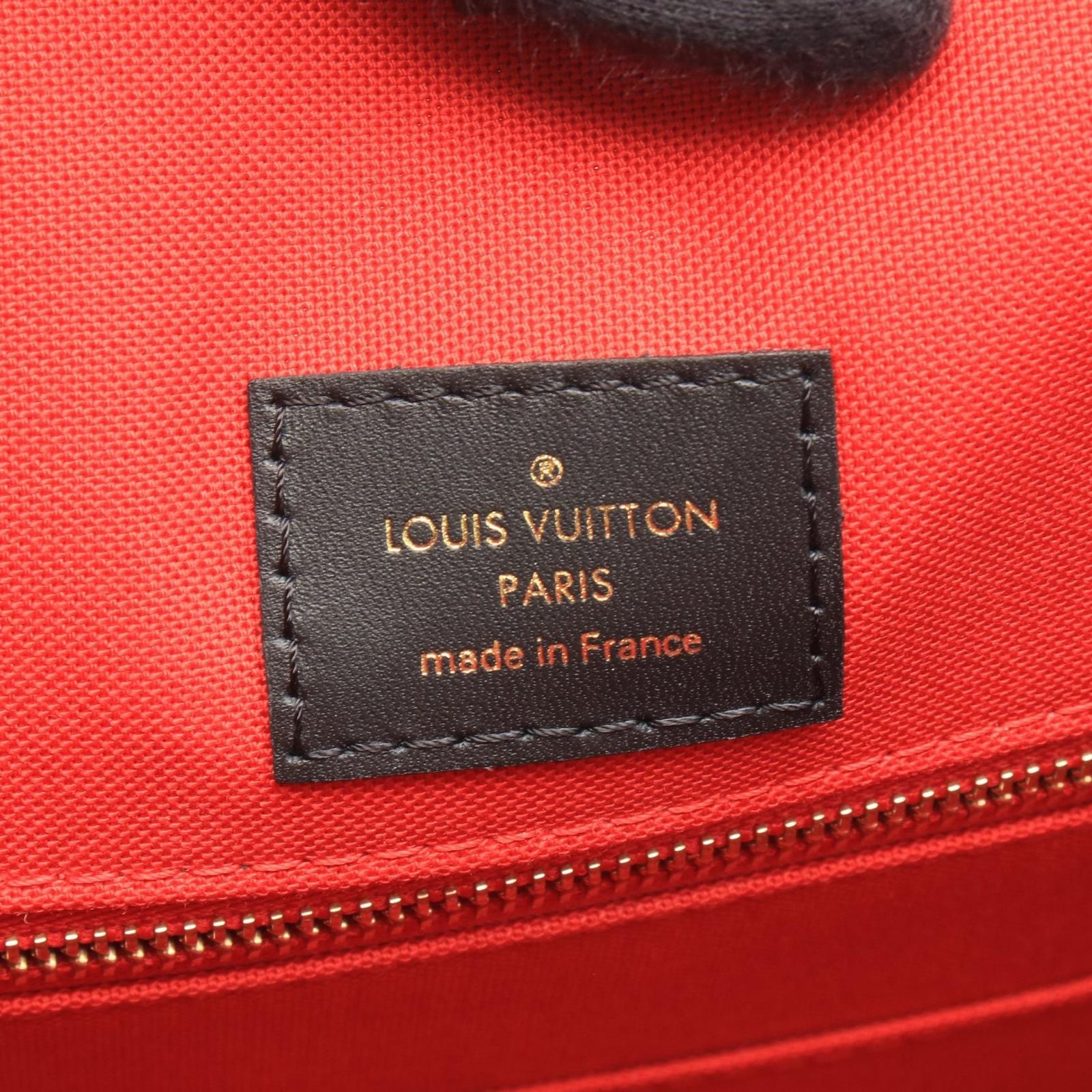 Louis Vuitton Shoulder Bag On The Go GM Monogram Giant Reverse Leather — view 4