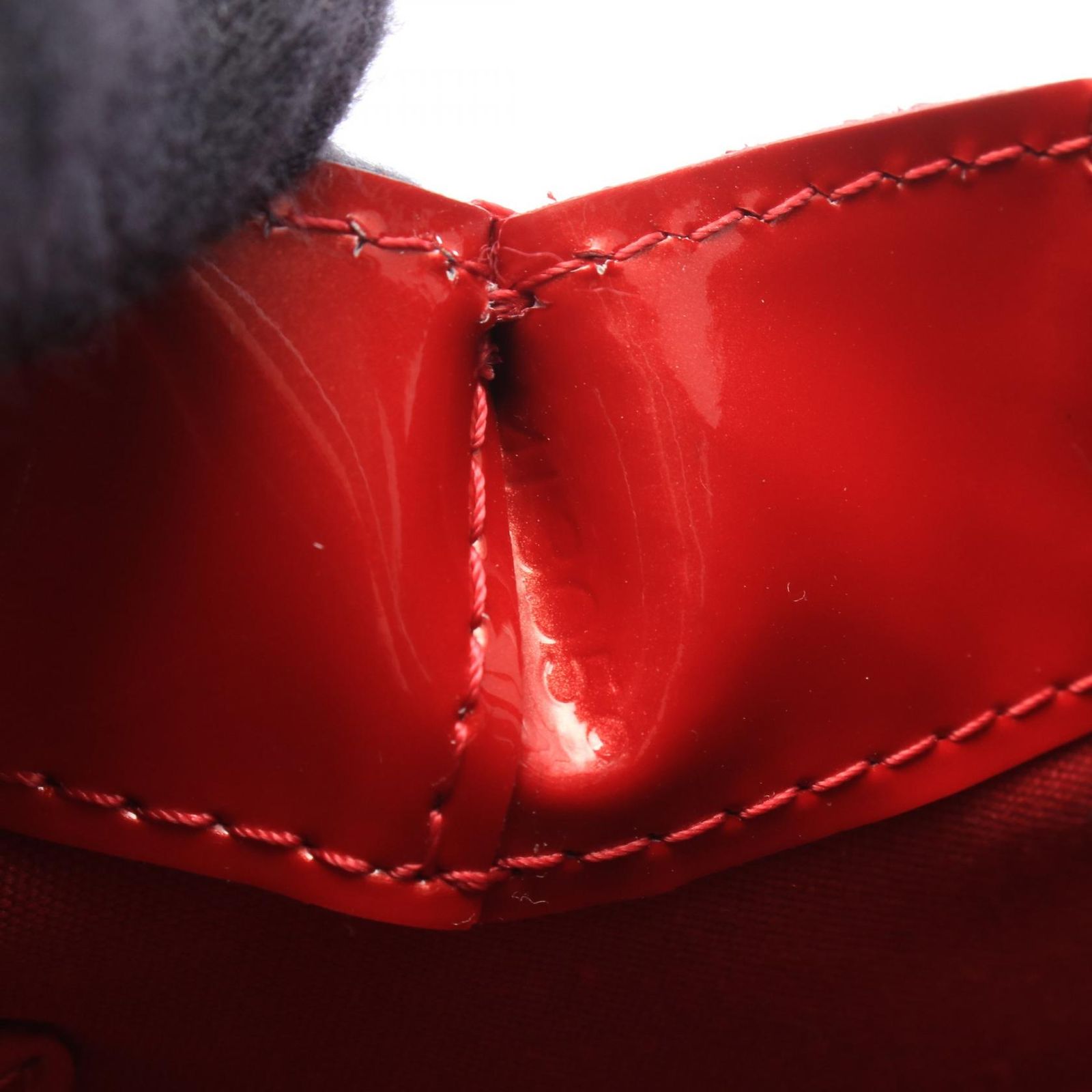 Louis Vuitton Handbag Wilshire PM Pomme D'amour Leather — view 5