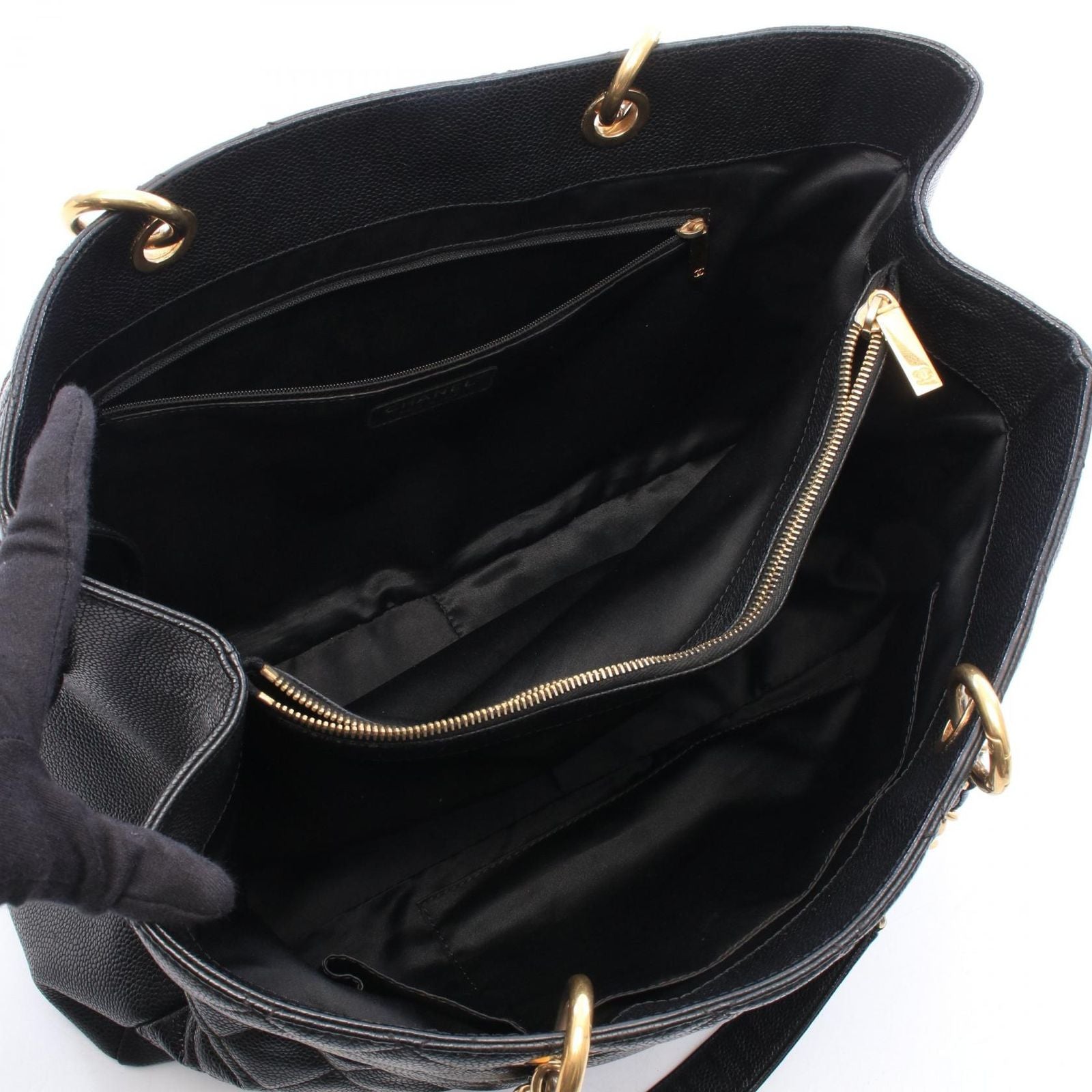 Chanel Tote Bag Quilted Grand Shopping GST XL Black Caviar Leather Chain — view 3