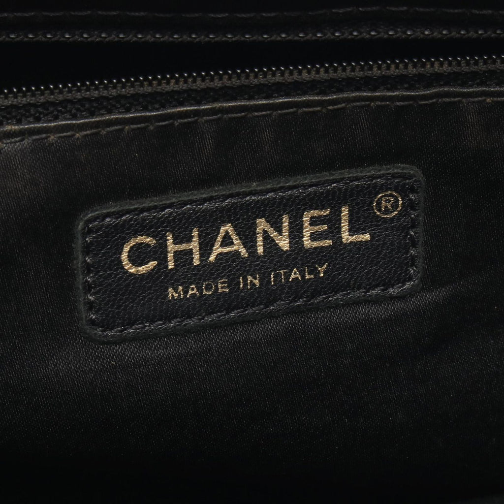 Chanel Tote Bag Quilted Grand Shopping GST XL Black Caviar Leather Chain — view 4