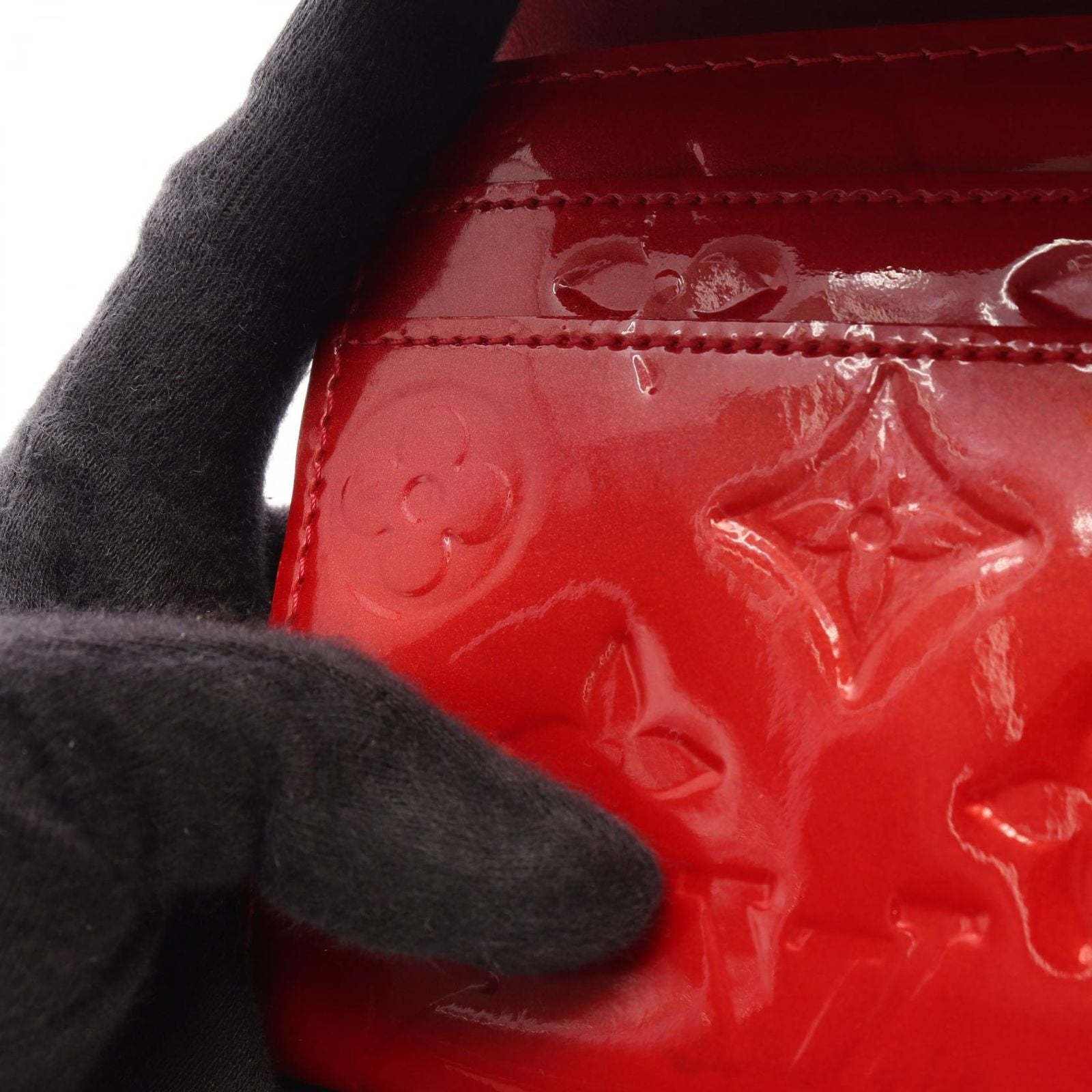 Louis Vuitton Bifold Wallet Portefeuille Sarah Monogram Vernis Pomme D'amour — view 8