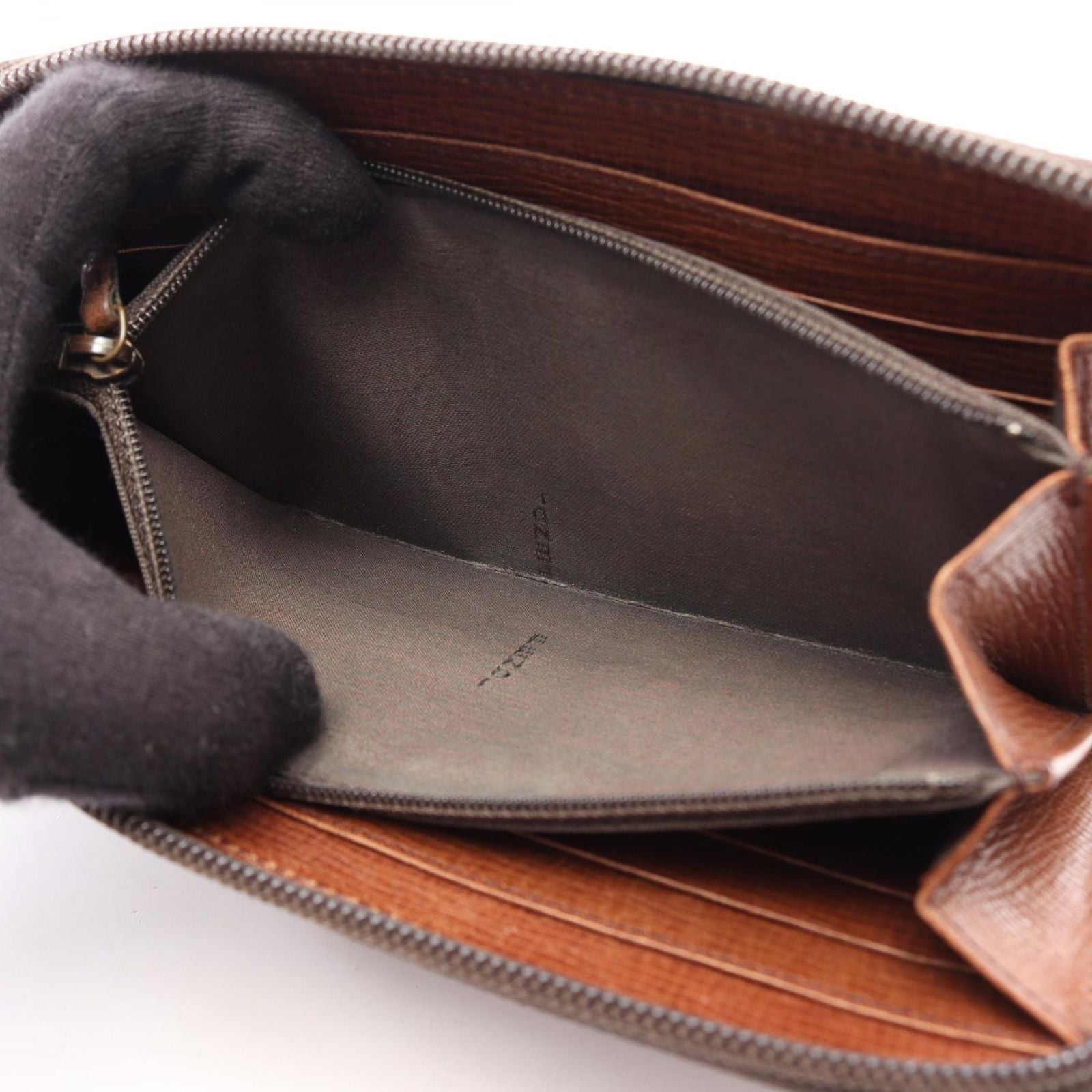 Fendi Round Wallet Zucca Brown Leather — view 5