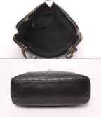 Chanel Chain Shoulder Bag Gold Quilted — view 3