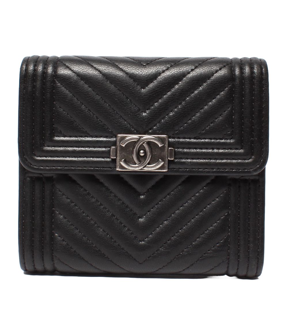 Chanel Bifold Wallet Chevron V-stitch Silver
