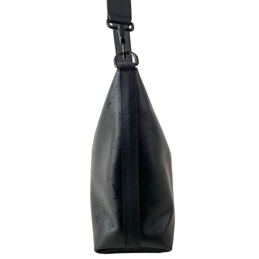 Louis Vuitton Shoulder Bag Vagabond Hobo Black — view 4