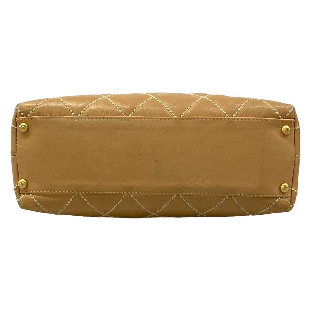 Chanel Shoulder Bag Wild Stitch Light Brown Matte Gold Leather — view 5
