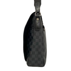 Louis Vuitton Shoulder Bag Damier Graphite Daniel GM — view 4