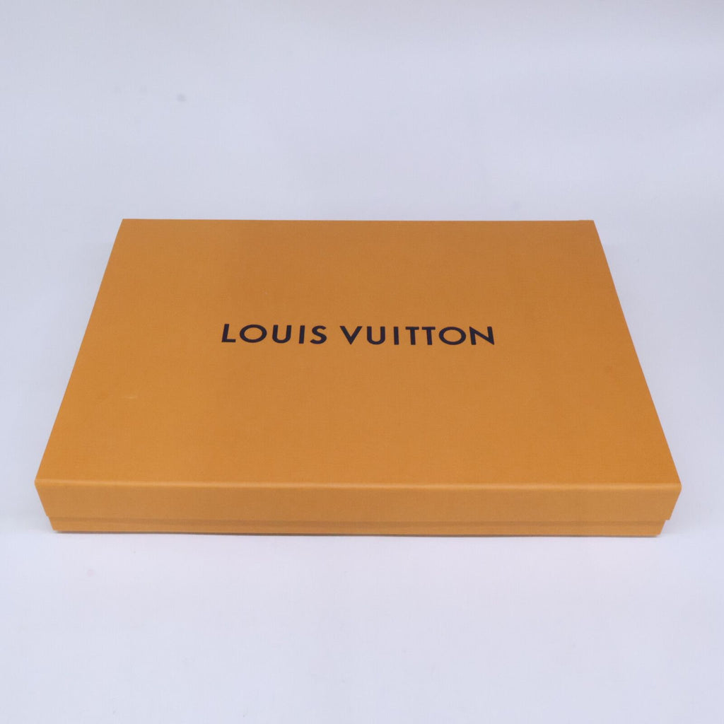 Louis Vuitton Echarpe Check with Cashmere Wool — view 8