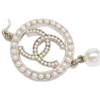 Chanel CC Logo Pearl