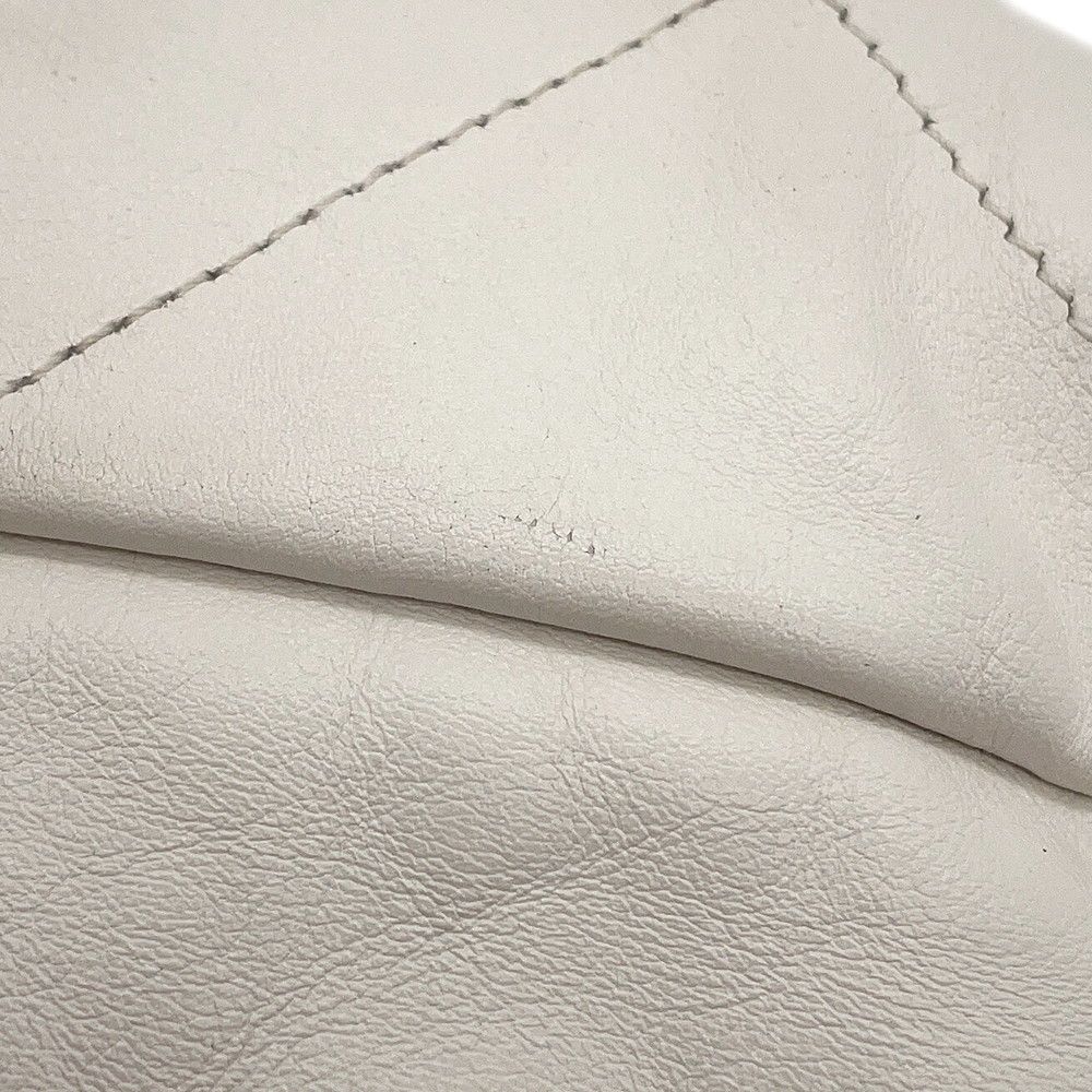 Chanel Backpack Chanel 22 Large Shiny Calfskin White — view 7