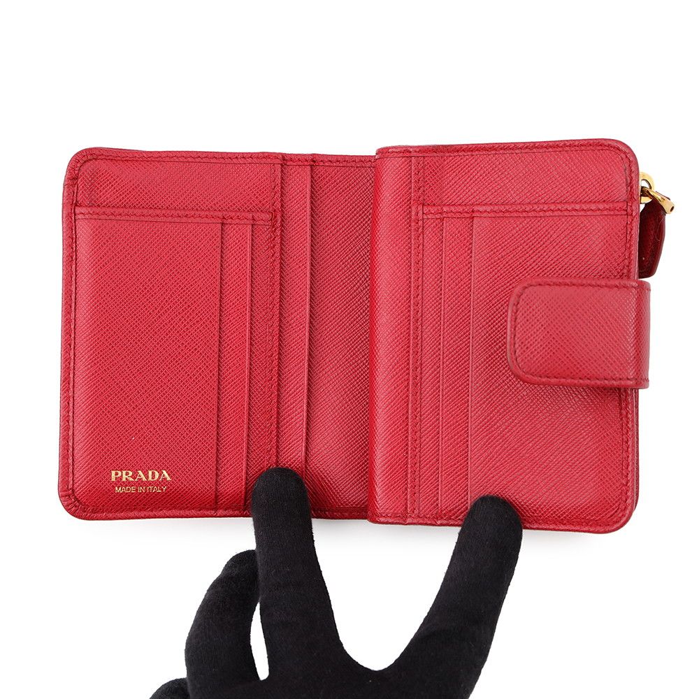Prada Bifold Wallet Logo Leather — view 4