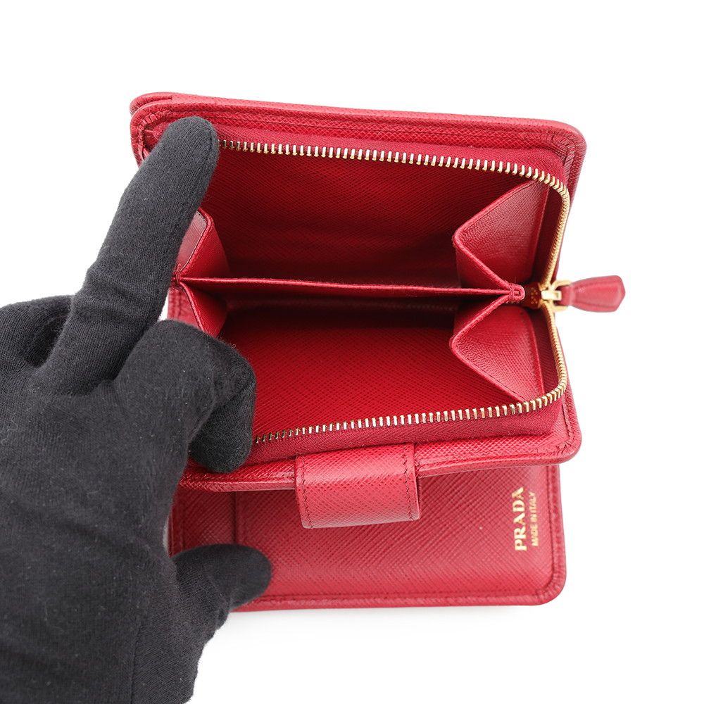 Prada Bifold Wallet Logo Leather — view 6