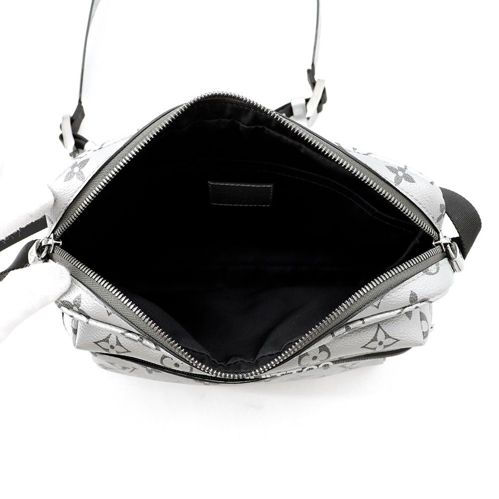 Louis Vuitton Shoulder Bag Monogram Reflective Messenger — view 5