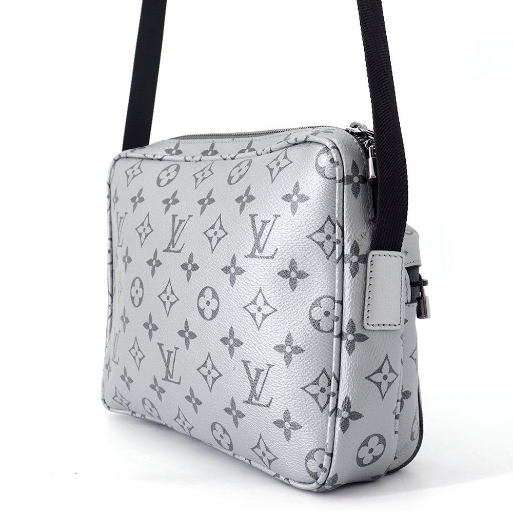 Louis Vuitton Shoulder Bag Monogram Reflective Messenger — view 2