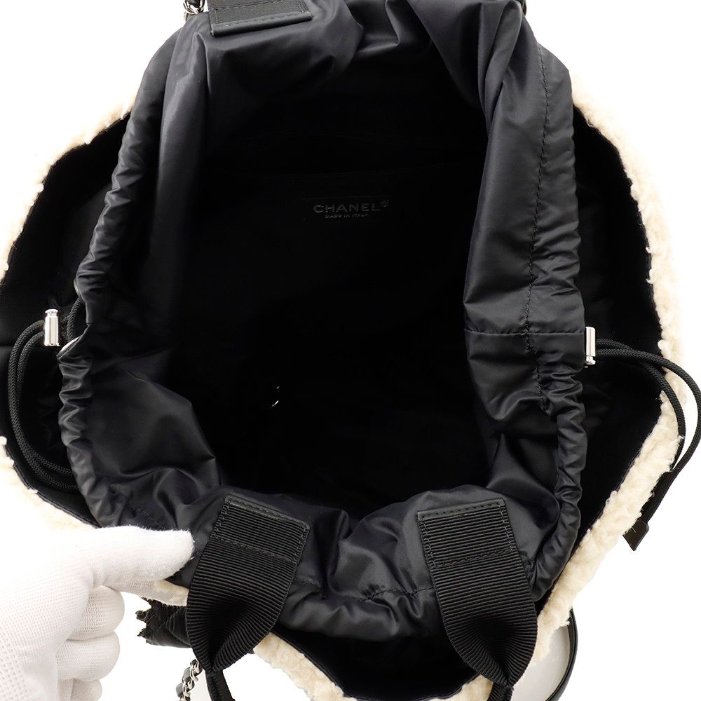 Chanel Tote Coco Neige Quilted CC Logo Fleece Drawstring Shearling Nylon 2-Way — view 6
