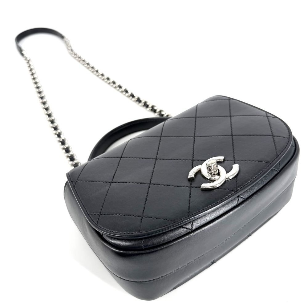 Chanel 2-Way Quilted CC Logo Chain Shoulder Bag Crossbody Leather Black Silver — view 3