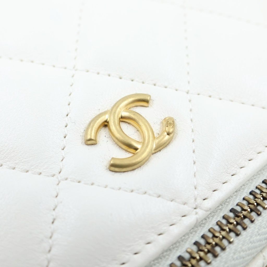Chanel Quilted Vanity Chain Mini Shoulder Bag White Leather Gold — view 6