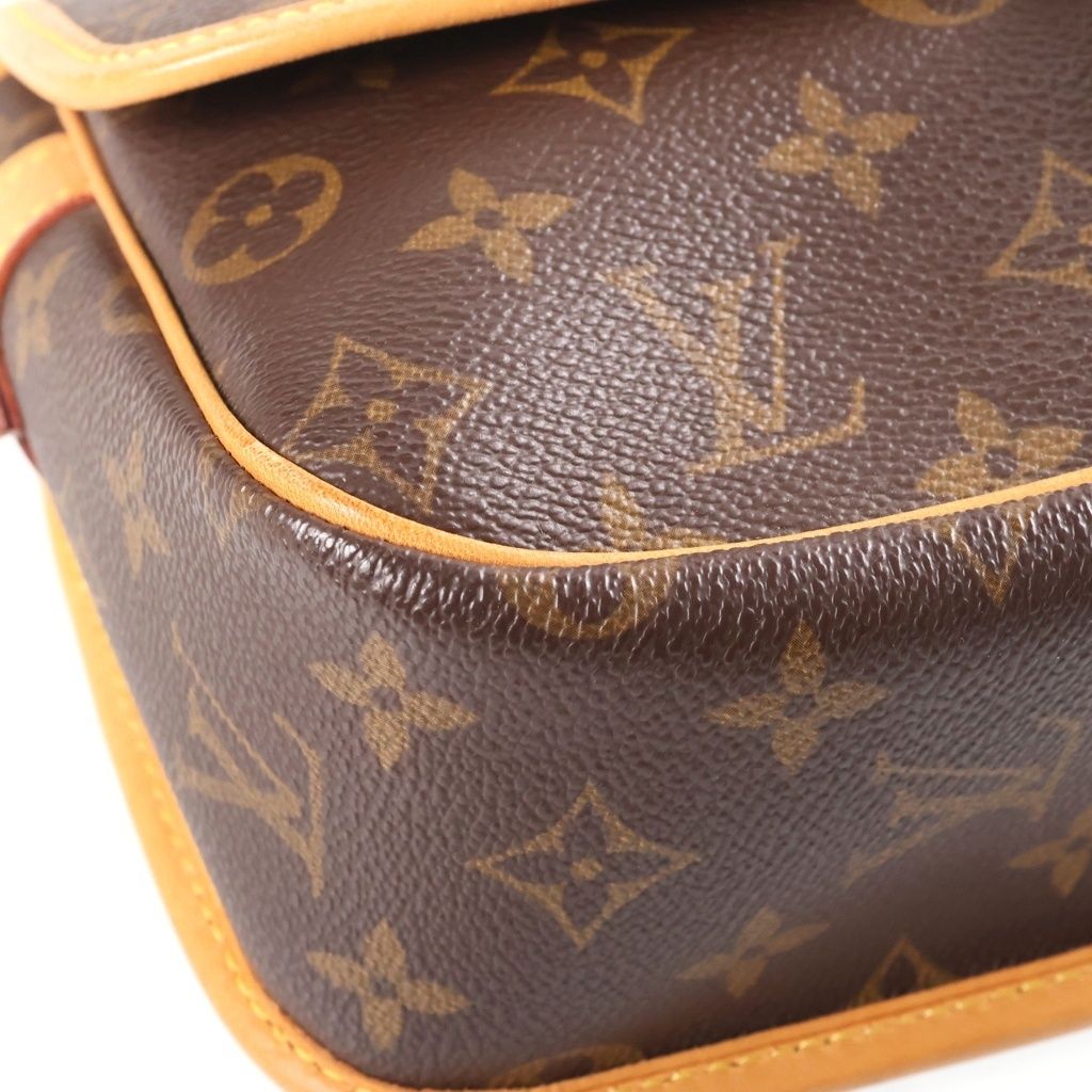 Louis Vuitton Monogram Solonge Shoulder Bag Brown Leather Gold — view 5