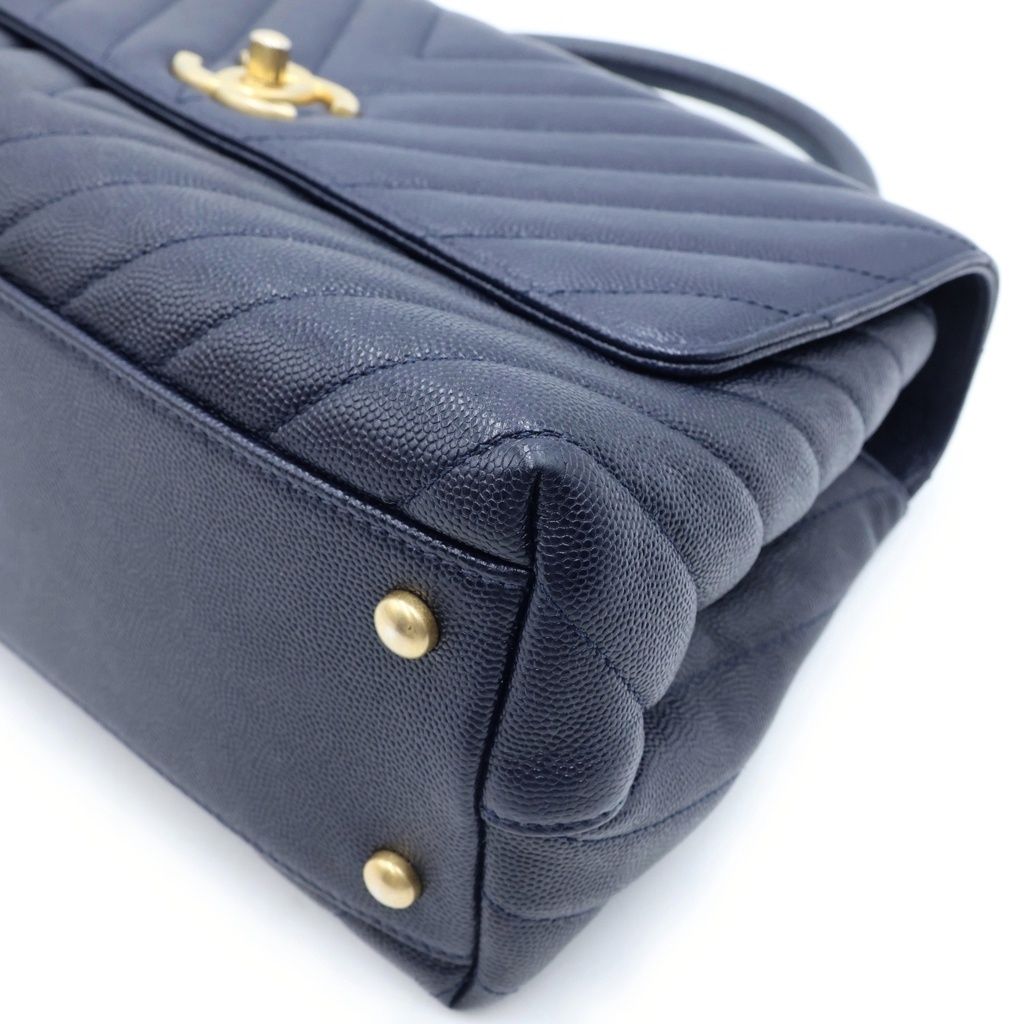 Chanel CC Logo V-stitch Coco Handle S 2-Way Shoulder Bag Navy Caviar Leather — view 5
