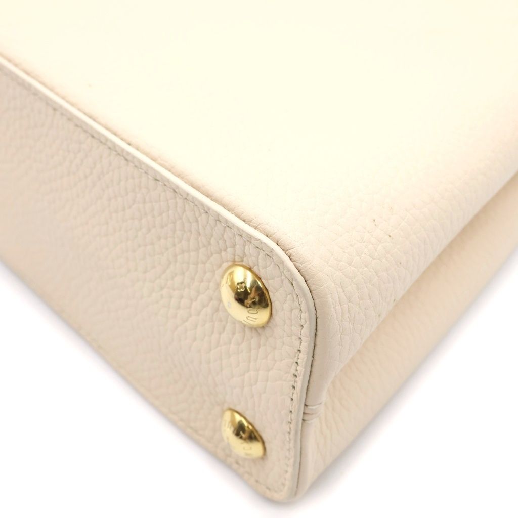 Louis Vuitton Capucines BB Flower Logo 2-Way Shoulder Bag Light Pink Leather — view 5
