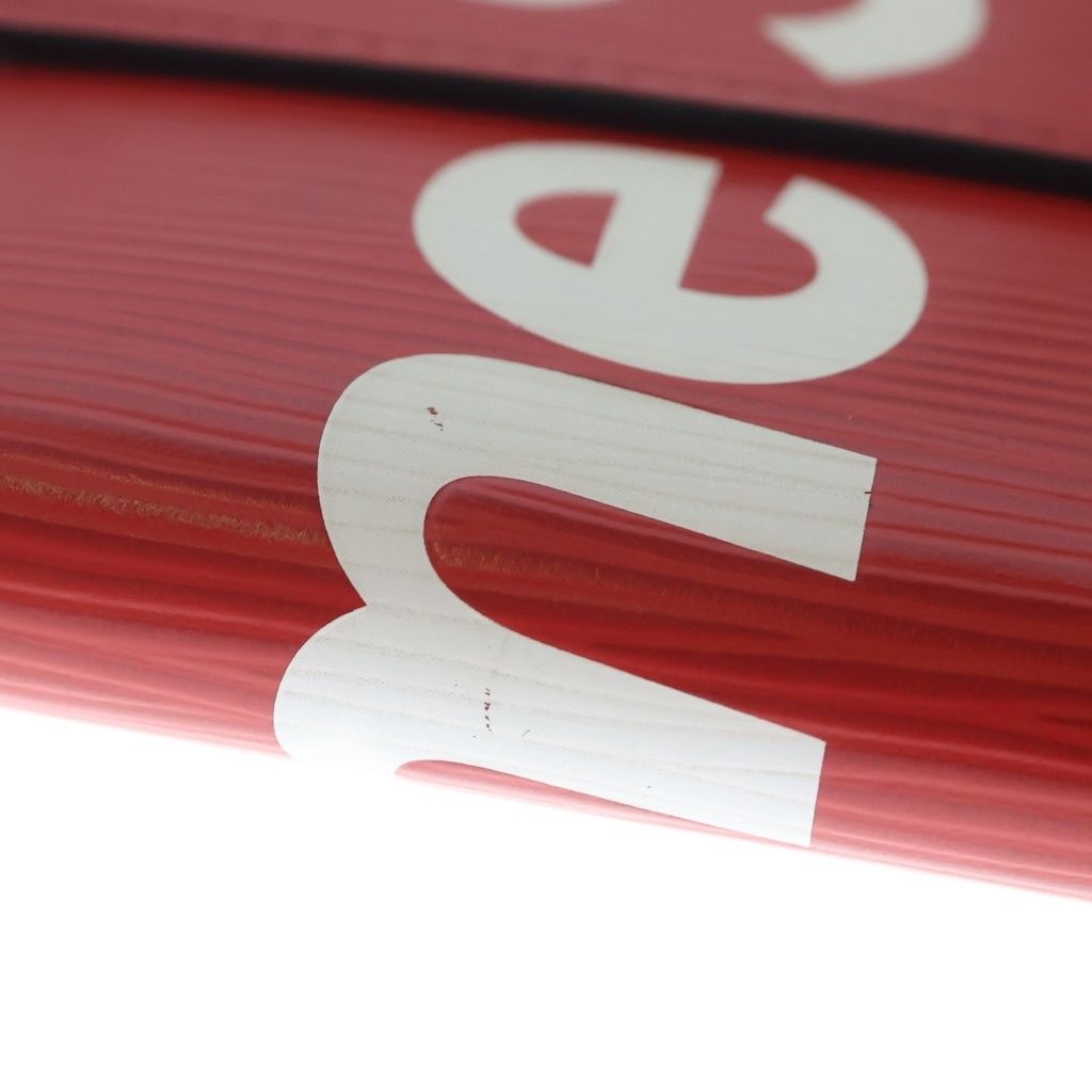Louis Vuitton Supreme Chain Compact Wallet Epi — view 5