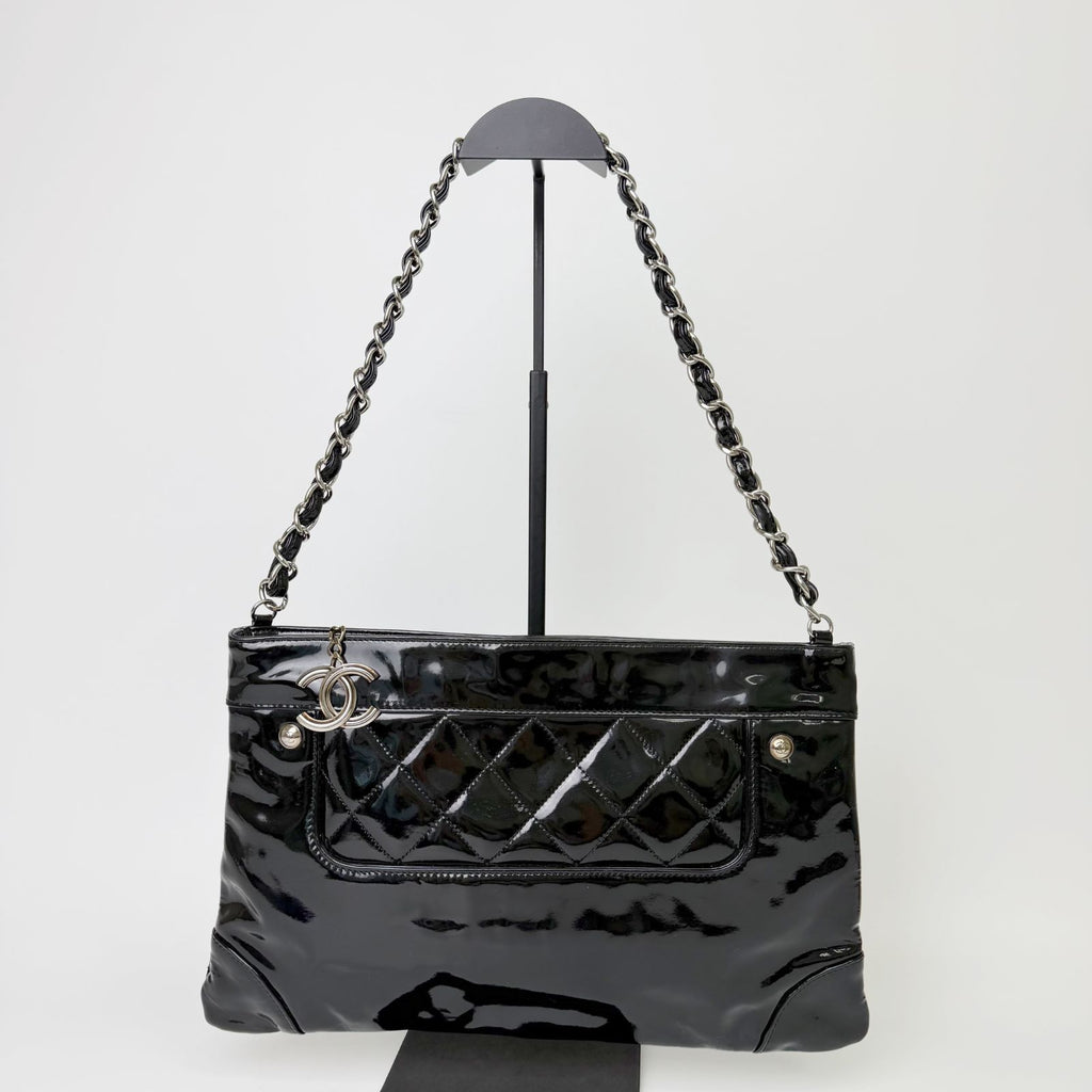 Chanel CC Logo Charm Quilted Chain Shoulder Bag Patent Leather Black Silver