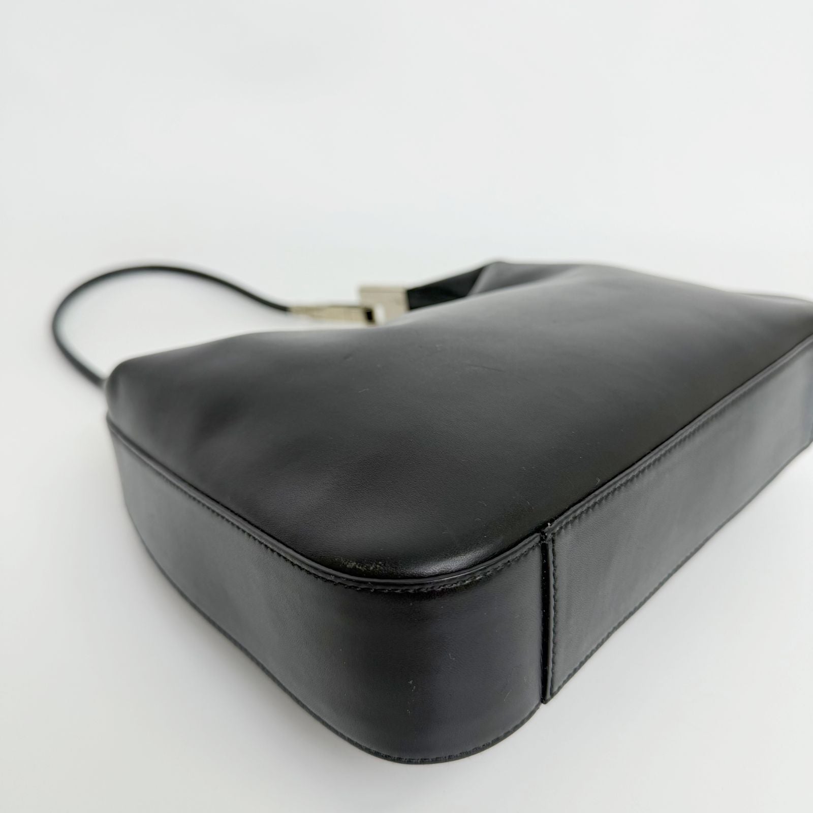 Gucci G Logo Zip Pull Hobo Shoulder Bag Leather Black Silver Vintage — view 8
