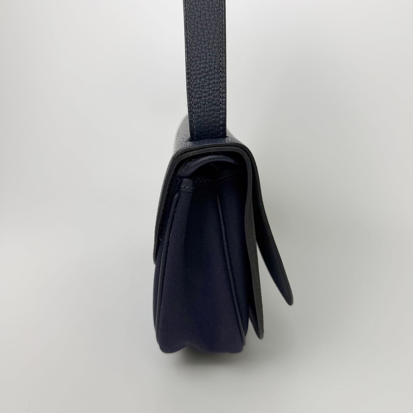 Hermes Sellier H Clasp Leather Felt Shoulder Bag Navy Blue Silver Vintage — view 4
