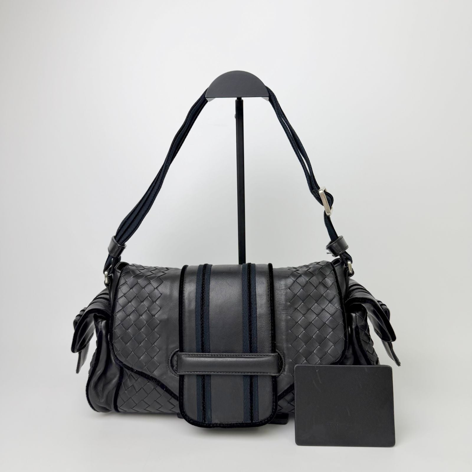 Bottega Veneta Intrecciato Multi Pocket Shoulder Bag Leather Black Vintage