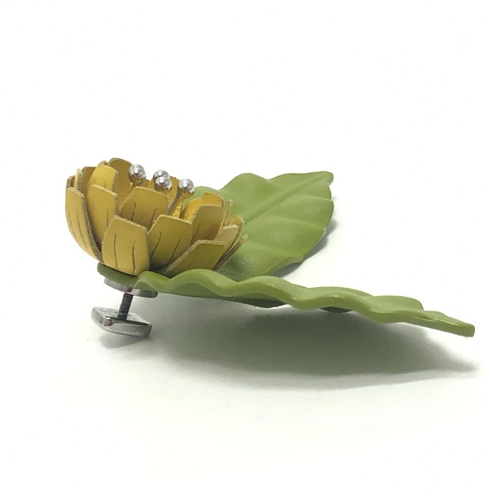 Loewe Brooch Flower Pin Leather Green — view 5