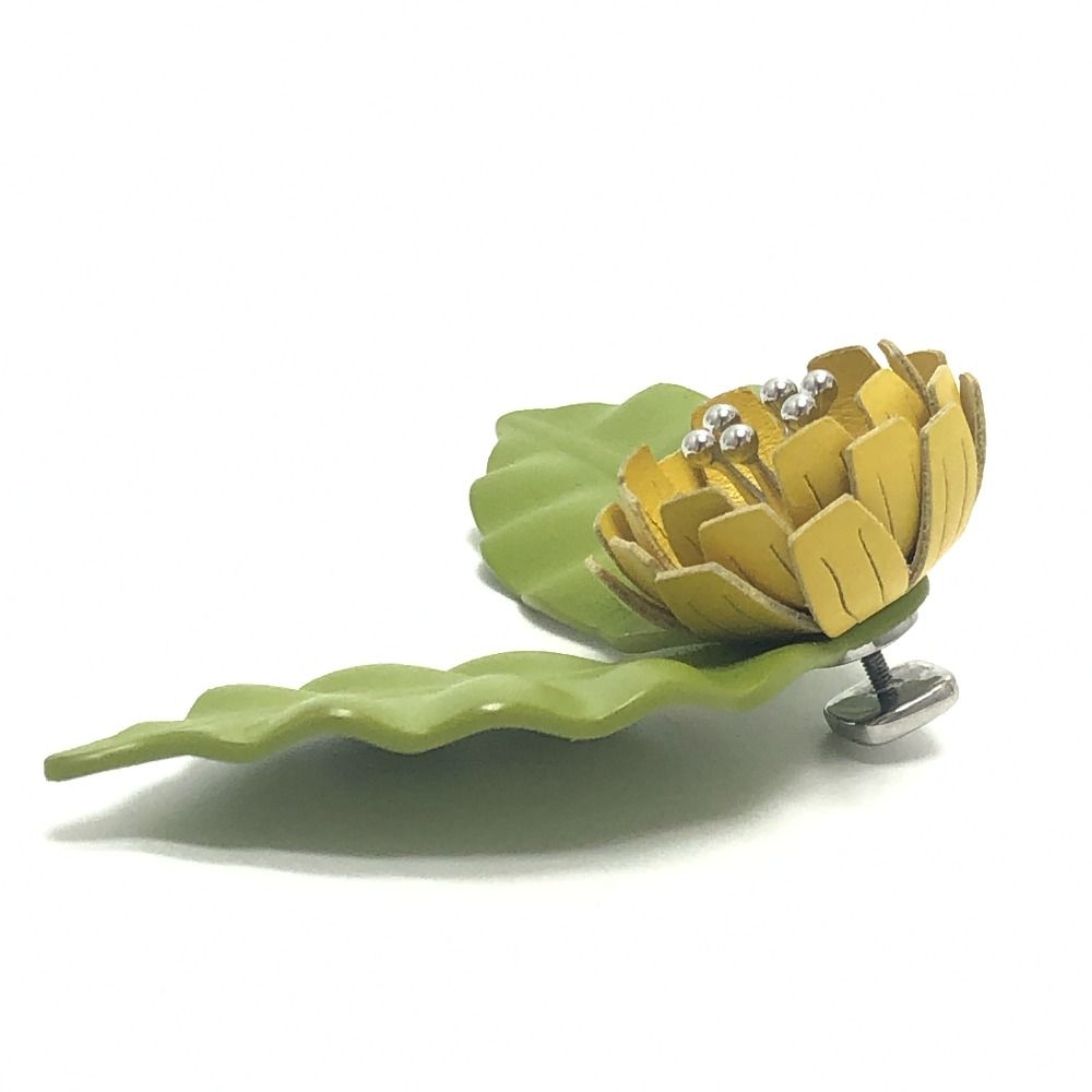 Loewe Brooch Flower Pin Leather Green — view 6