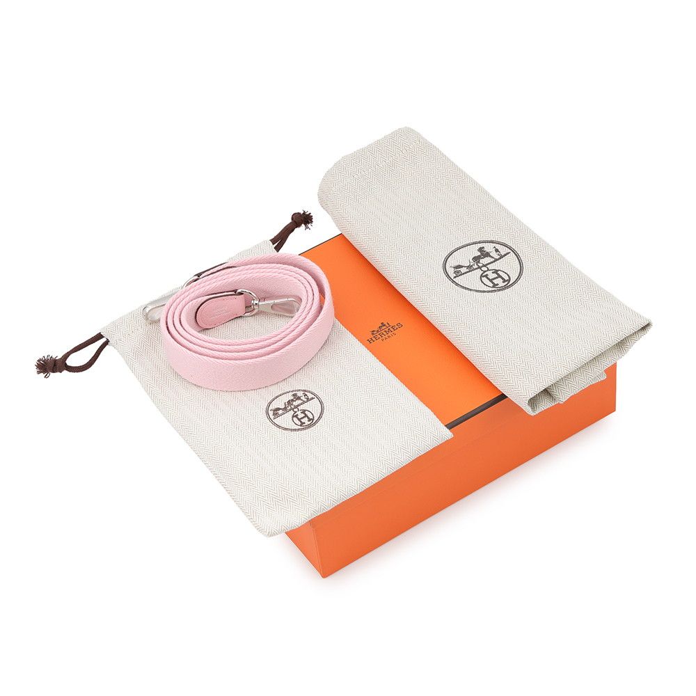 Hermes Shoulder Bag Evelyne TPM 111 Rose Sakura Silver Taurillon Clemence — view 6