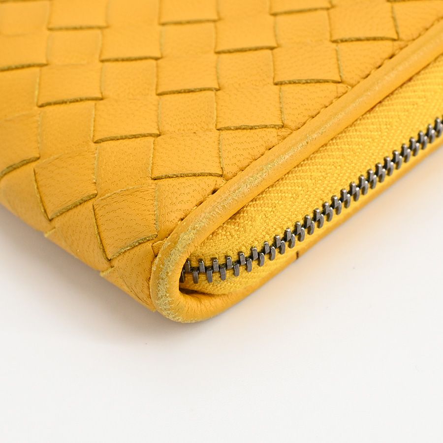 Bottega Veneta Mini Wallet Round — view 7