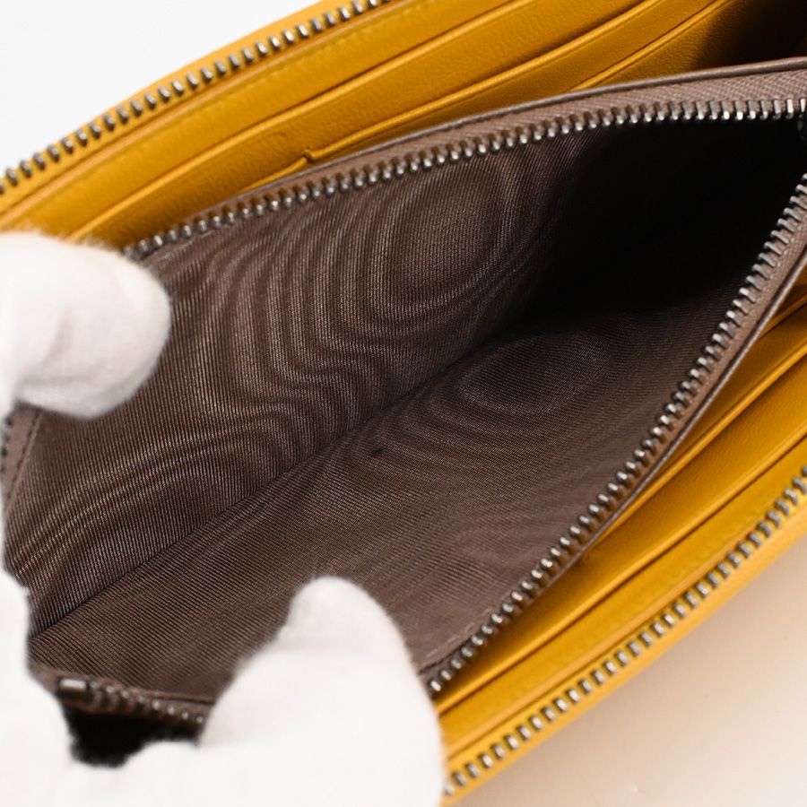 Bottega Veneta Mini Wallet Round — view 5