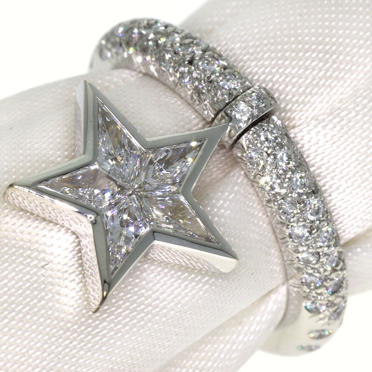 Chanel Comet Diamond Ring 18k White Gold