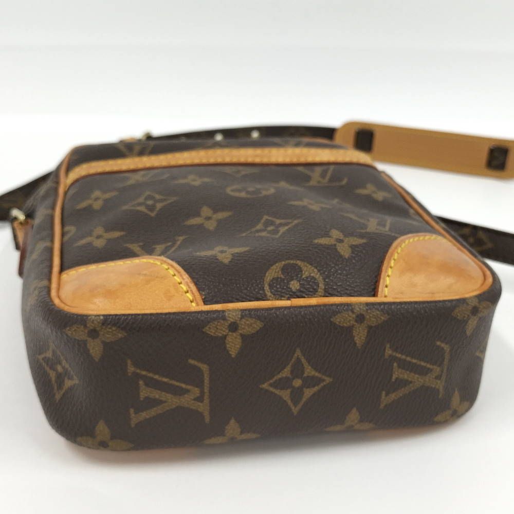 Louis Vuitton Danube Shoulder Bag Monogram — view 7