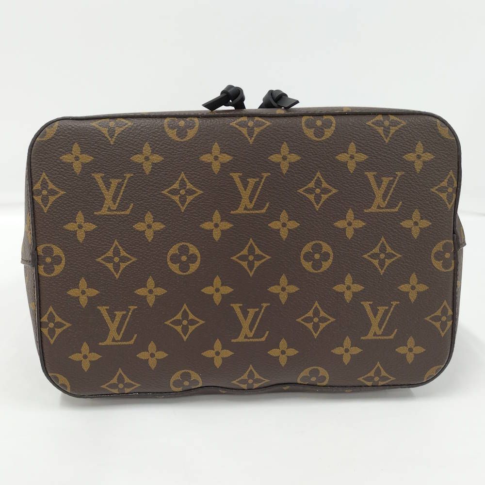 Louis Vuitton Neo Noe Shoulder Bag Monogram — view 4